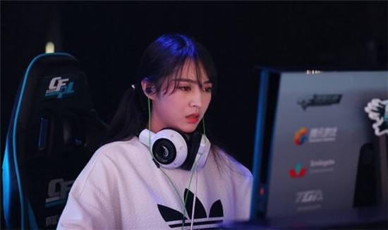 cf排行榜(十大人气网游排行榜是怎样的)